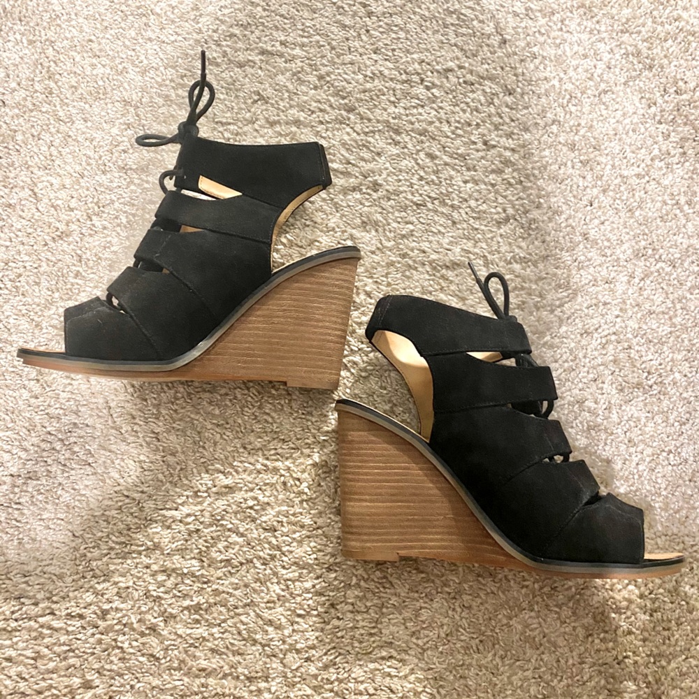 Melrose and Market Lace Up Wedges